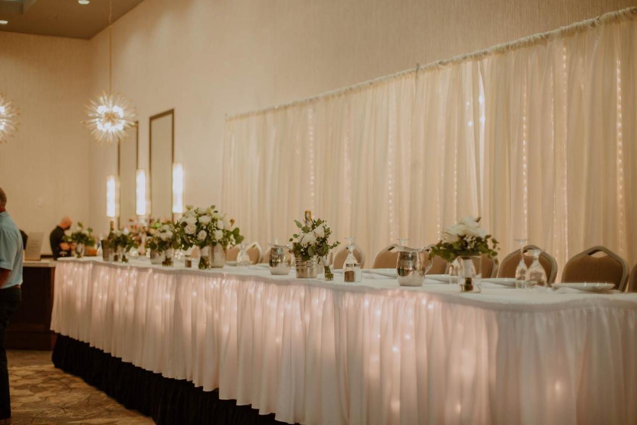 Holiday Inn Express & Suites Sioux City North - Event Center By Ihg Dakota Dunes Екстер'єр фото